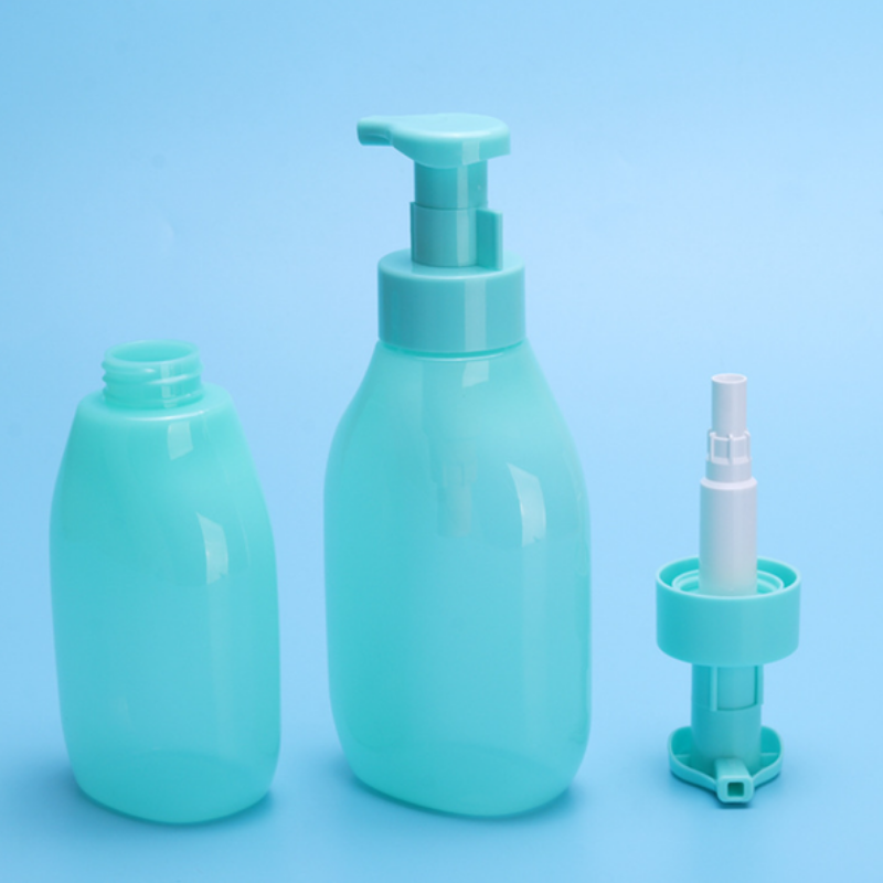 สีเขียวหยก