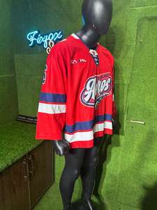 Jersey de hockey sobre hielo personalizado transpirable Tela duradera elegante Ideal para juegos competitivos y ropa informal Camisetas de hockey sobre hielo - Product Image 5