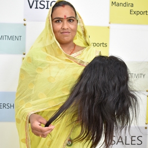 Extensions de cheveux humains Remy indiens 100% naturels de qualité supérieure, sans nœuds, cuticules alignées, lisses, vente en gros - Product Image 2