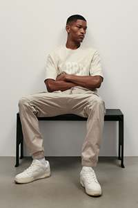 กางเกงคาร์โก้100% เข้ารูปสำหรับผู้ชายกางเกงเอวยางยืดแบบมีเชือกรูดทำจากผ้าฝ้าย - Product Image 5