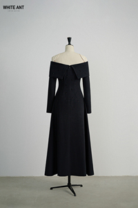 ชุดเดรสแขนยาวเปิดไหล่ผ้าฝ้ายผสมสีขาวสำหรับสตรีโรงงานเวียดนาม - Product Image 4