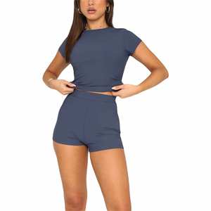 Ensemble deux pièces personnalisé pour femme : Sweat-shirt et short de sport, ensemble décontracté en tricot à manches longues et t-shirt court au-dessus du genou - Product Image 6