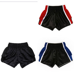 กางเกง MMA มวยไทยขาสั้นผ้าโพลีเอสเตอร์ระบายอากาศแห้งเร็วพิมพ์โลโก้ได้ตามต้องการ - Product Image 2