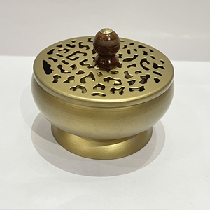 Quemador de Incienso de Moda, Decorativo, con Acabado Dorado, Porta Incienso Único, Quemador Antiguo con Mango de Madera para Uso en Iglesias - Product Image 2