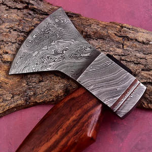Hache décorative d'extérieur en acier de Damas, tête en acier à motif artisanal avec manche en bois naturel poli, pour collection, cadeau et exposition - Product Image 5