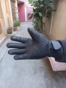Guantes de esquí de invierno para hombre de alta calidad Material de cuero a prueba de viento e impermeable cálido y para deportes de nieve de la mejor calidad - Product Image 3