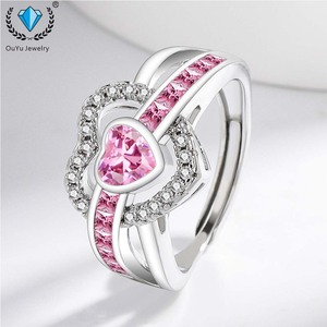 Anello a Cuore in Ottone Placcato Argento con Zircone Rosa, Regolabile, Gioiello di Lusso per Donne - Product Image 1