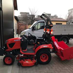 Tracteurs électriques pour l'aménagement paysager agricole Tâches extérieures lourdes Puissance nominale 90hp 20hp 12hp en vente! - Product Image 4