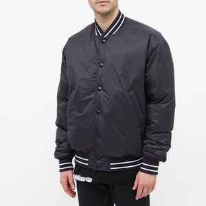 Chaqueta Bomber de Satén con Bordado y Logotipo Personalizado de Alta Calidad para Hombre, Chaqueta de Invierno Estilo Universitario Personalizada para Hombre - Product Image 2