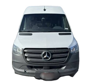 รถตู้สปรินเตอร์ 2500 สีขาว ปี 2023 เครื่องยนต์เบนซิน 12 ที่นั่ง เกียร์อัตโนมัติ เบาะหนัง หลังคาซันรูฟแบบพาโนรามา ขับเคลื่อนล้อหลัง มือสอง - Product Image 1