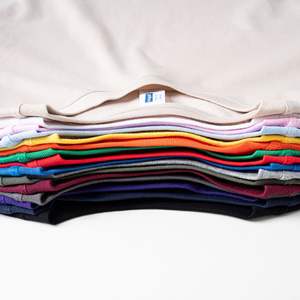 T-shirt en jersey pour homme, 220 GSM, 100 % coton, décontracté, respirant, écologique, imprimé sur le devant, grande taille, 2 pièces, MOQ, design vierge - Product Image 4