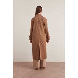 Manteau trench décontracté imperméable couleur tan pour l'automne - Product Image 5