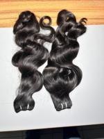 Venta al por mayor 100% Remy Color Natural Extensiones de cabello humano brasileño Estilo de onda profunda suelta 30 pulgadas Paquetes de cabello indio crudo a granel