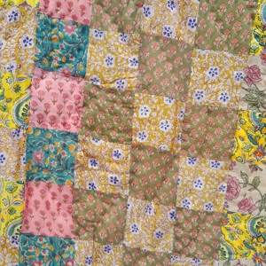 High Quality Mix Assorted Printed Patch Work Design <b>Quilts</b> With Cotton Filling Blankets Winter Home Bedding Furnishing Comforter - Product Image 2