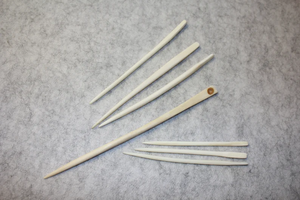 Aiguille à os artisanale, unique et intemporelle, respectueuse de l'environnement - Style artisanal moderne pour collectionneurs - Product Image 3