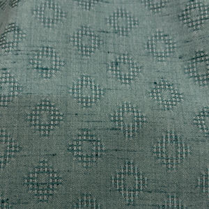 Tela Dobby de algodón polivinílico de 58 pulgadas de ancho Premium para niñas Tejido suave y duradero para prendas de camisa - Product Image 1