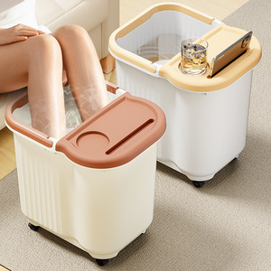 Cubo de masaje de pies plegable de plástico portátil con aislamiento de invierno al por mayor, masajeador de lavabo de pies para uso doméstico - Product Image 1