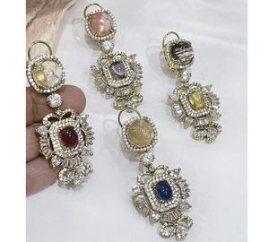 Pendientes de Diseño de Alta Calidad, Chapados en Oro, Estilo Moderno, Colección Fusion para Bodas y Fiestas, para Mujeres y Niñas - Product Image 1