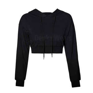 Logo personnalisé Femme Cropped Hoodies Femmes Coton Crop Top Hoodie Top Vente Plus La Taille OEM Design Crop Top Hoodies - Product Image 1