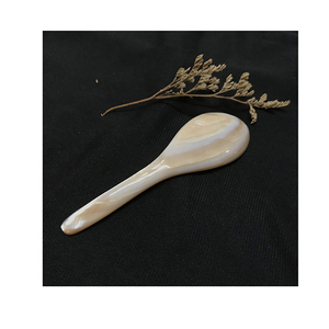 Cuillère à caviar en nacre de haute qualité 50 Fabriquée au Vietnam Couleur naturelle Marque HUONG DANG 12cm Prix abordable - Product Image 5