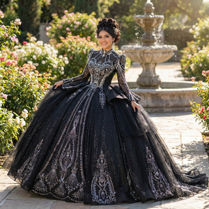 XS216 Elegantes Vestidos de Quinceañera Negros con Lentejuelas y Cuello Alto para Chicas Musulmanas - Product Image 1