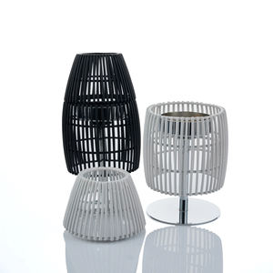 Quemador de incienso de aromaterapia elegante con diseño de rayas de metal con base metálica resistente para uso aromático - Product Image 3