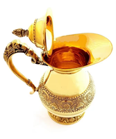 Carafe en laiton de style royal, polie à la main, pour servir de l'eau potable, décoration d'intérieur, or, 1060 ml, article cadeau antique avec logo personnalisé