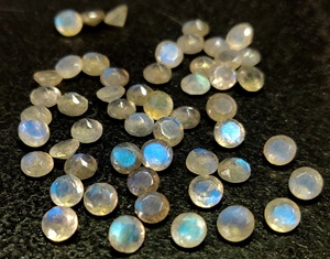 Labradorite naturelle 8 mm ronde à facettes - Labradorite en vrac de qualité exceptionnelle et chatoyante - Product Image 4