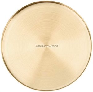 Elegante bandeja redonda plateada con superficie texturizada y diseño moderno, perfecta para servir bebidas y aperitivos con elegancia - Product Image 3