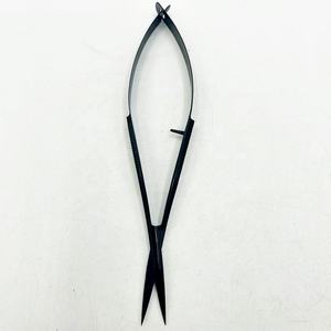 Tijeras de Acero Inoxidable Negras con Punta de Hoja Afilada para Cejas y Cuidado de Cutículas, Tijeras de Belleza de SurgiRight Instrument - Product Image 2