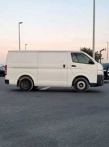 Nueva Toyota Hiace 2026 con Techo Estándar, Motor Diésel 2.7L, Emisión Euro 6, Transmisión Manual, 11-20 Asientos, Volante a la Izquierda - Product Image 5