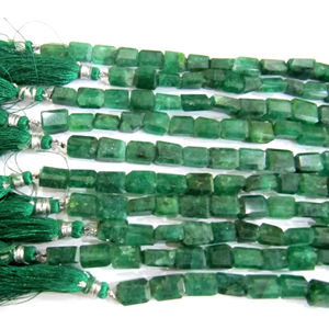 Pépite de Briolette en béryl émeraude naturelle dégringolée 9 à 10mm perles vendues par brin 8 pouces de long L - Product Image 1