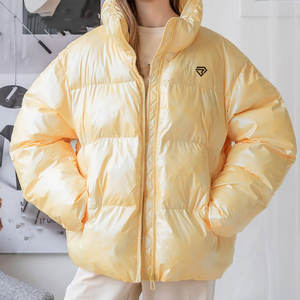 Chaqueta de Invierno Acolchada de Lujo para Mujer, Talla Grande, Forro de Piel, Satén, Impermeable, Reversible, Gruesa y Ligera, con Impresión de Logotipo Personalizado - Product Image 1