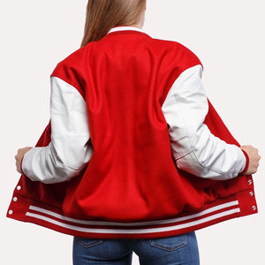 Chaquetas Varsity para Mujer, Diseño Personalizado, Cuerpo de Lana, Mangas de Cuero, Cierre con Botones, Último Diseño - Product Image 2