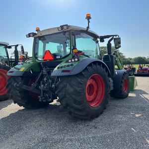 Compre Fendt 300 Vario Tractor hoy, disfrute de una ingeniería de primera calidad y una potencia fiable con un excelente soporte posventa - Product Image 5