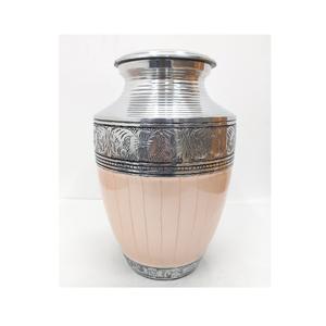 Urne funéraire en laiton élégante et décorative, artisanale, durable et personnalisable, pour cendres humaines, commémoration à domicile - Product Image 1