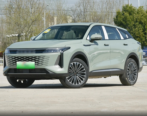 SUV híbrido enchufable usado 2025 | FWD / 4WD PHEV automático de 5 plazas con largo alcance e Interior inteligente - Product Image 1