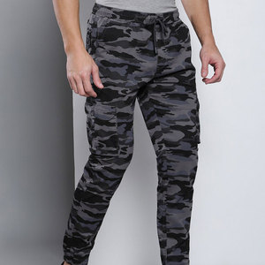 Nouvelle arrivée de pantalons de camouflage pour hommes Slim Fit OEM fabricant pakistanais pantalons pour hommes de camouflage à l'allure imprimée avec design de poche - Product Image 2