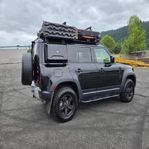 Land Rover Defender 110 S Trek Edition 2006, Venta Rápida, Asientos de Cuero, Cámara Trasera, Estado Impecable - Product Image 6