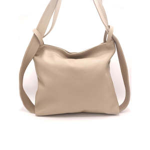 Bolso bandolera y mochila de piel auténtica - Hecho en Italia - Art. 24006 - Product Image 1