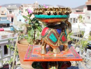 หัตถกรรมหินทองเหลือง nirmala ช้าง urli สำหรับตกแต่งบ้านของขวัญงานแต่งงานตกแต่งเทศกาลแฮนด์เมดระฆังหินหลากสี - Product Image 5