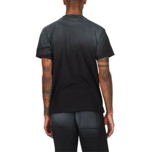 เสื้อยืดผู้ชายมีสไตล์และชุดสั้น-สวมใส่สบายและทนทานสำหรับไลฟ์สไตล์ที่คล่องแคล่ว - Product Image 5