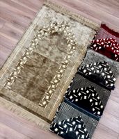 Tapis de prière turc islamique en velours gaufré de luxe, imprimé floral, avec pompons, tapis de culte musulman doux, OEM ODM