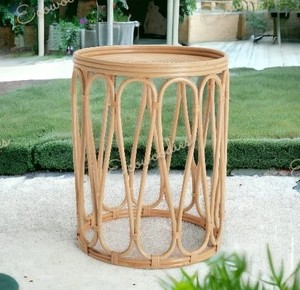 Tabouret en rotin de bambou intérieur et extérieur avec console en incrustation d'os Muda pouf pour la maison, le salon ou le bureau - Product Image 6