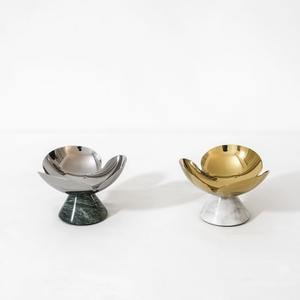 Tazón de Pedestal de Acero Inoxidable Dorado Pulido y Cepillado, Centro de Mesa Escultural Moderno para Mesa de Comedor, Decoración de Lujo - Product Image 5