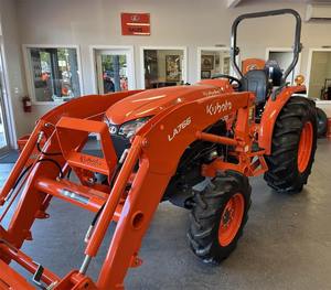 Tractor Agrícola Compacto de Alta Potencia 4x4 L4802HST 2024 con Transmisión de Engranajes y Rodamientos, 48 HP, 1 Año de Garantía - Product Image 5