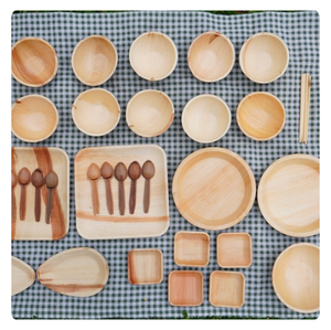 Platos sofisticados de hoja de palma Areca, perfectos para bodas, picnics y más - Product Image 1