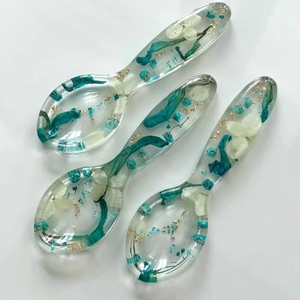 กลีบเรขาคณิตที่กำหนดเองที่โดดเด่นทำด้วยมือ100% ที่เซิฟเวอร์สลัดเรซิ่นสำหรับใช้ในบ้านและโรงแรมรวมถึงช้อนครีมสำหรับใช้สลัด - Product Image 1