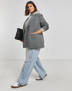 Sudadera con capucha extragrande con hombros caídos para mujer, gris Marga Premium personalizada, antiarrugas y transpirable, las últimas sudaderas con capucha en blanco para mujer - Product Image 3