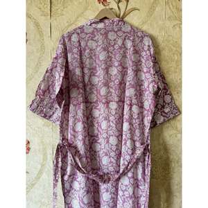 Robe Kimono en Coton Fleuri Élégante Décontractée Style Fête Taille Unique Lavable Logo Personnalisé pour les Journées d'Été Décontractées - Product Image 4